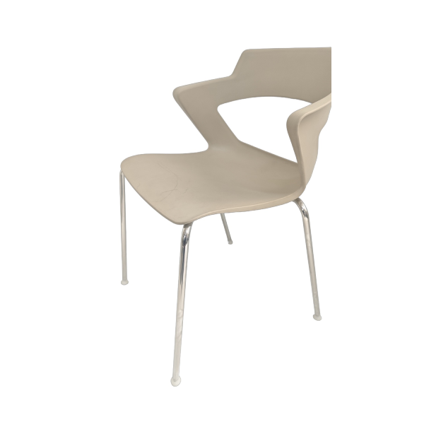 Konferencijska stolica 26